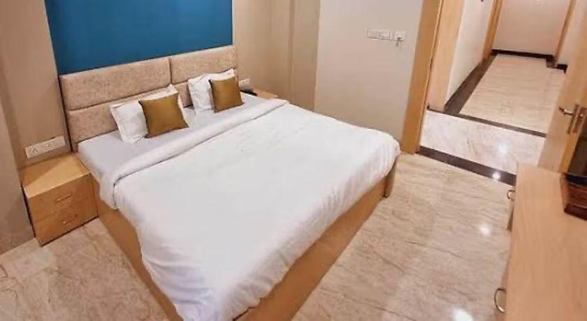Hotel Urban House in Bhopal