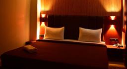 Hotel Baba Vishwanath Palace in Prayagraj