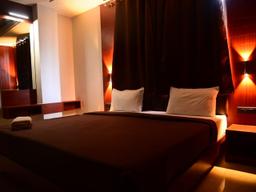 Hotel Baba Vishwanath Palace in Prayagraj