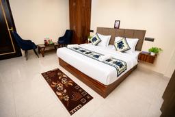 Hotel Radiant Blu in Noida