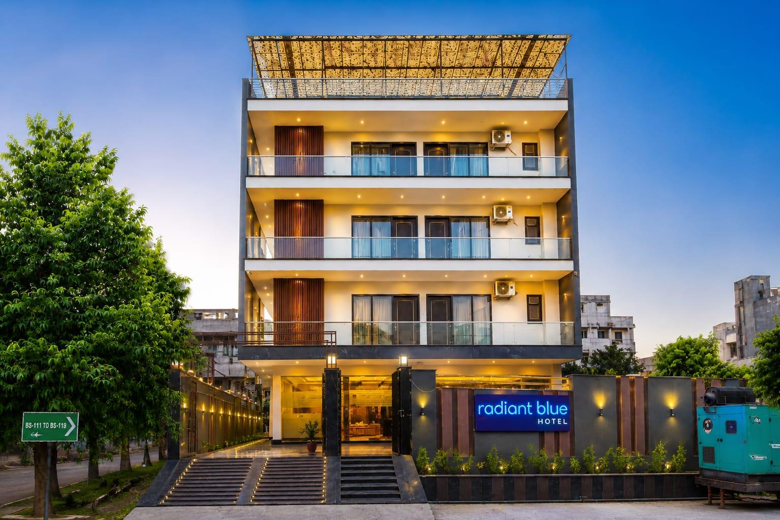 Hotel Radiant Blu in Noida