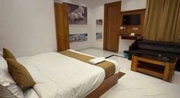 Hotel V Star in Lucknow
