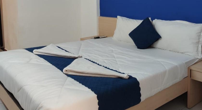 Hotel Seaside Inn in Vasai Virar