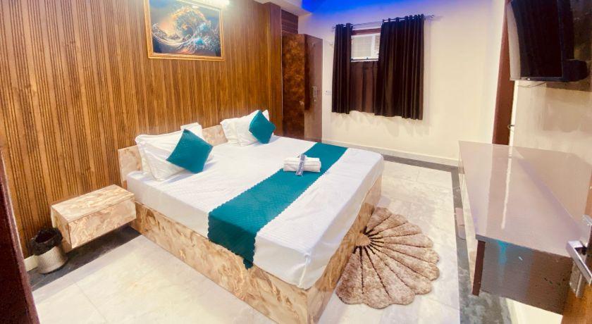 Hotel Black Rose Rohini Sector 24 in Delhi