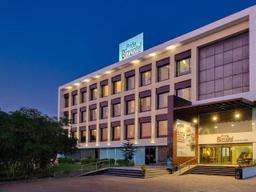 Pride Biznotel Manjusar in Vadodara
