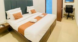Hotel Amfahh Inn in Mumbai