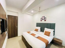 Hotel Amfahh Inn in Mumbai