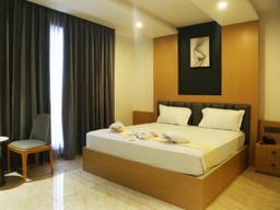 Roots- Luxury Suits and Banquet in Bangalore
