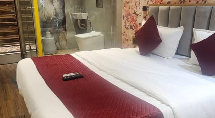 Iris Inn in Thane
