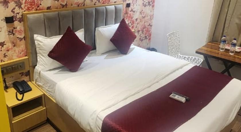 Iris Inn in Thane