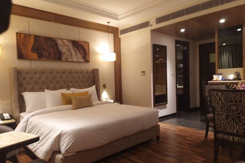 Maryland Group Hotel in Zirakpur