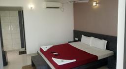 Hotel Raj Cottage in Karjat