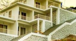 Hotel Raj Cottage in Karjat