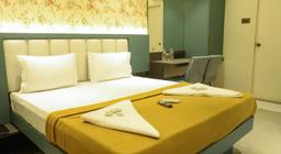 Deluxe Guest House in Thane