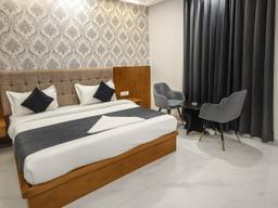 Hotel Royal Suites in Lucknow