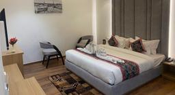 Hotel Luxurio in Amritsar