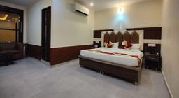 Hotel Mandi Heights in Mandi