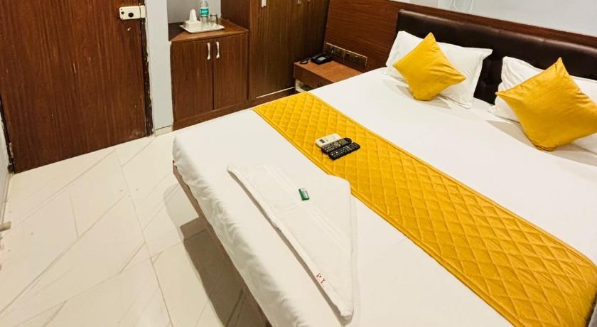 Hotel Rexton Inn in Mumbai