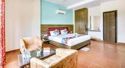 Hotel Gayatri Palace in Lucknow