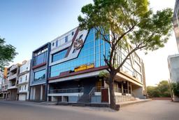 Hotel Vasundhra Grand in Ghaziabad
