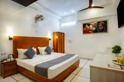 Hotel White in Ghaziabad