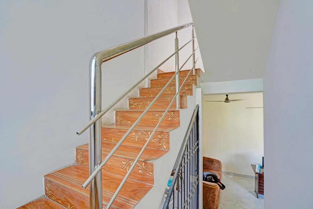 Super Hotel O CRPF Crossway Formerly V7 Inn Service Apartment in Nagpur