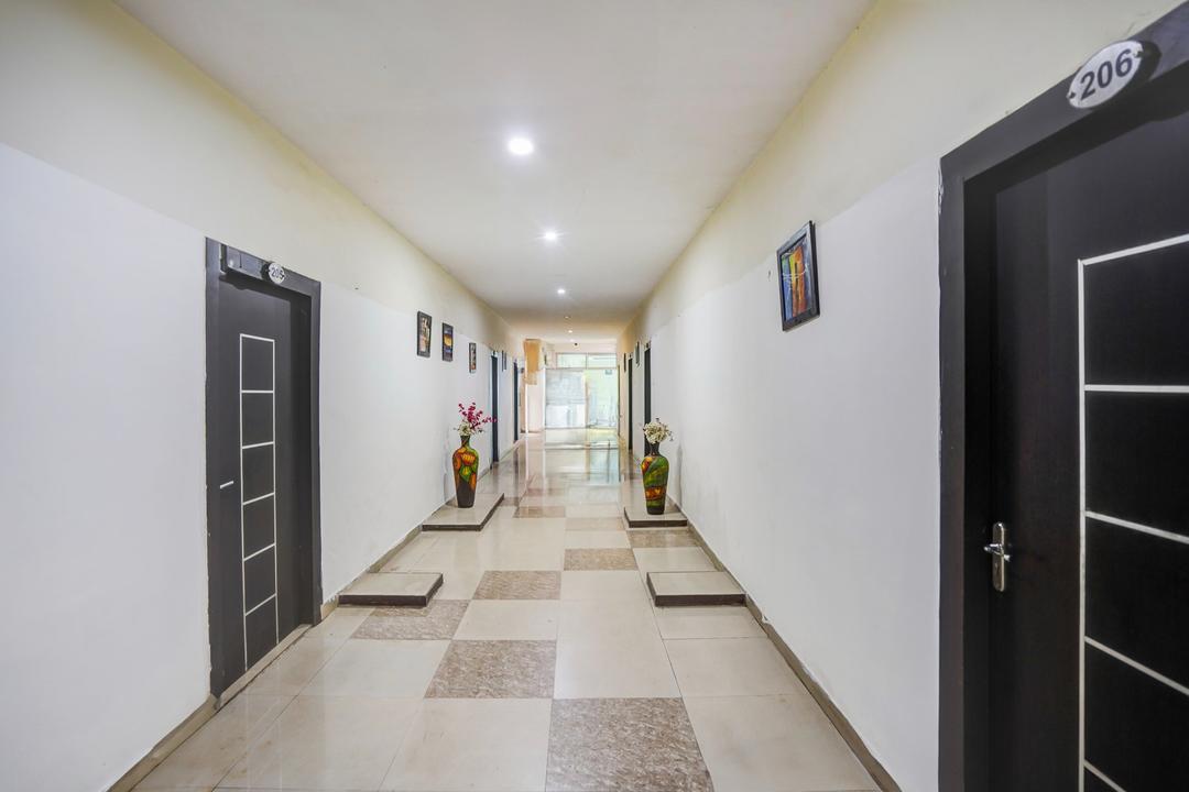 Hotel O Prayagraj Central Railway Junction Formerly Shantila Inn in Prayagraj