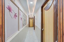 Super Collection O Maninagar East Formerly Maninagar Residency in Ahmedabad