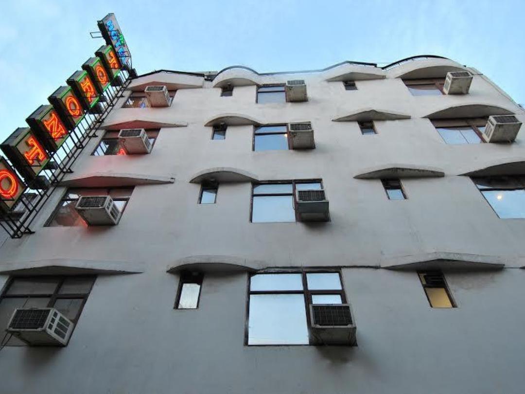 Hotel Toronto in Delhi