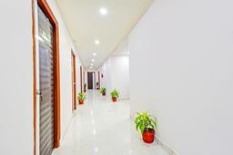 Super Townhouse OAK Santosh Nagar Hyderabad in Hyderabad