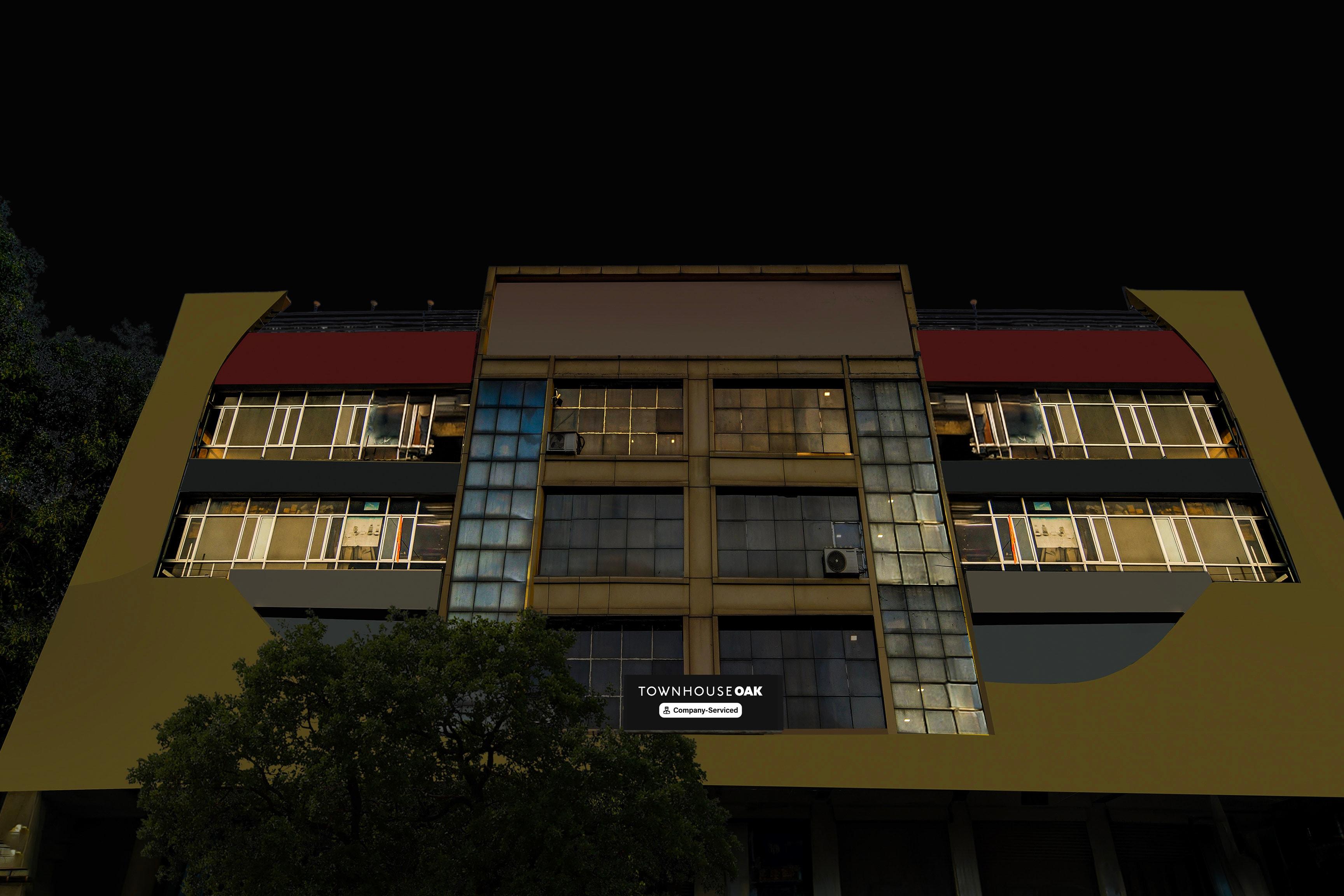 Townhouse Oak PTC Indore Junction in Indore