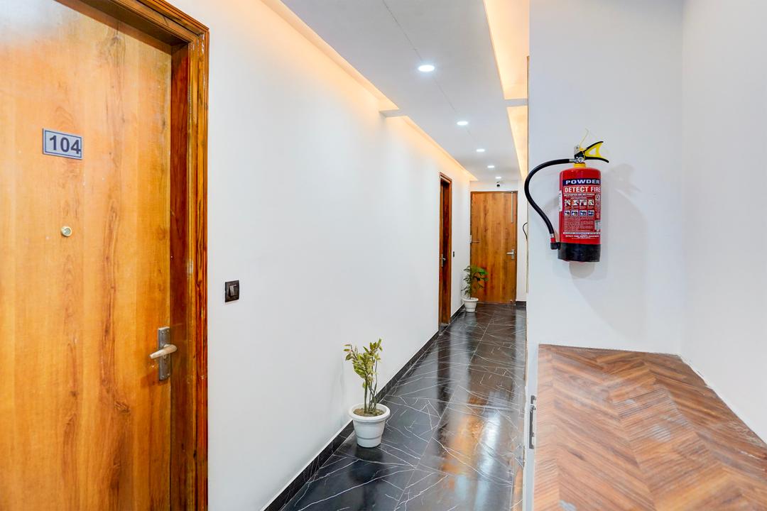 Super Townhouse Sector 143B Noida in Noida