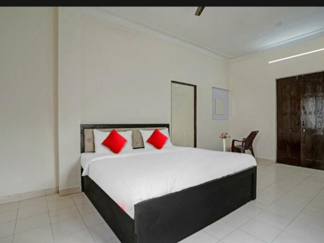 Hotel AY Imperial in Nagpur