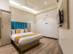 Mint Hotel in Thane
