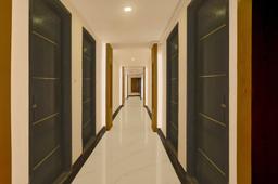 Collection O Lodha Experia Mall Dombiwali Formerly RR Suites in Thane