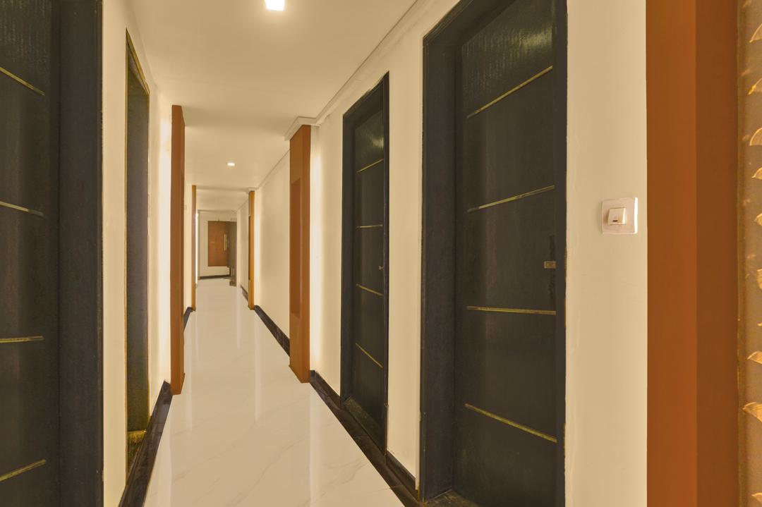 Collection O Lodha Experia Mall Dombiwali Formerly RR Suites in Thane