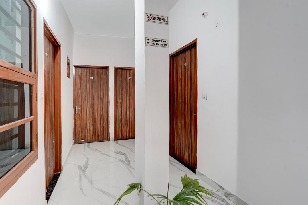 Hotel O ISBT Mohali Formerly Holiday Spot in Mohali