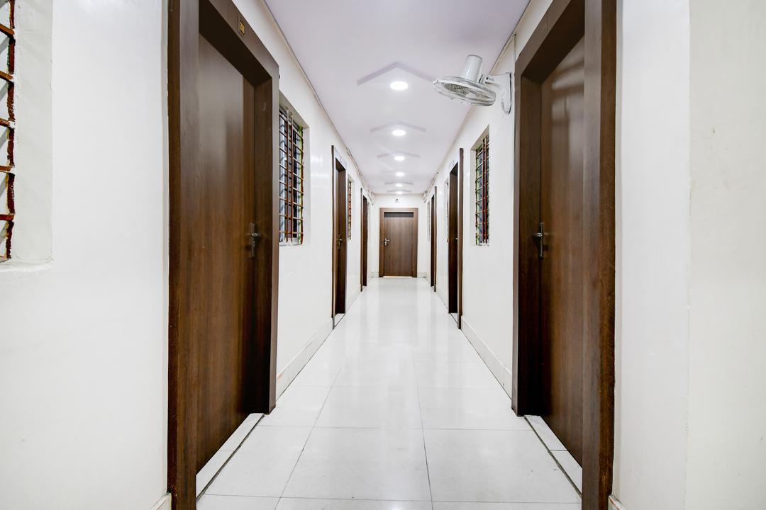 Super Collection O NIT More Adityapur Formerly Hotel Subheksha in Jamshedpur