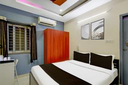 Super Collection O Khajaguda Hills Formerly Sri Balaji Luxary Rooms in Hyderabad