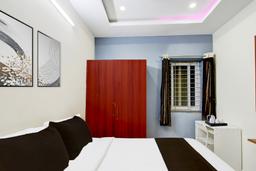 Super Collection O Khajaguda Hills Formerly Sri Balaji Luxary Rooms in Hyderabad