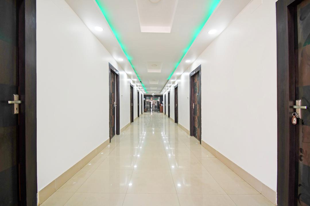 Super Collection O Raja Bazar Bailey Road in Patna