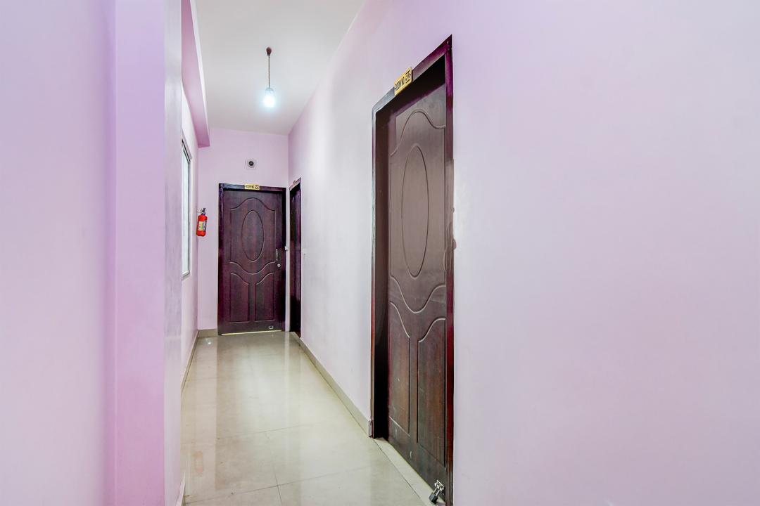 Super Collection O SF Road Siliguri Formerly Jyoti Hotel in Siliguri